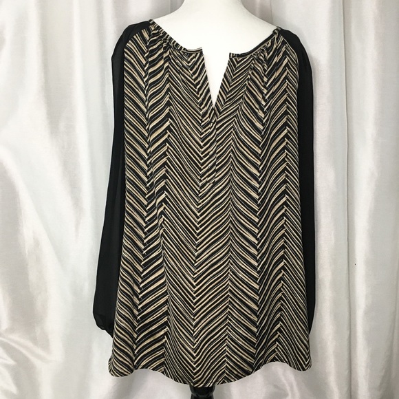 3 for $75!!! Ann Taylor Petite blouse, size Medium. - Picture 3 of 4